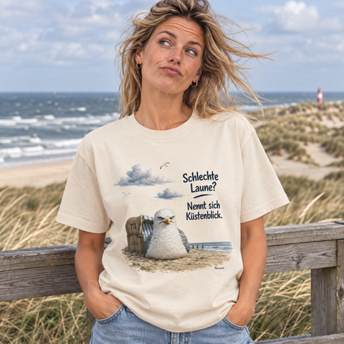 Frau im Schlechte Laune Küstenblick Bio-Heavy T-Shirt an den Dünen
